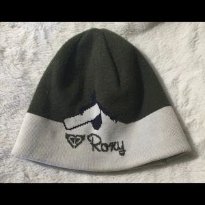 Roxy Beanie Cap Headwear Pre Owned Childs